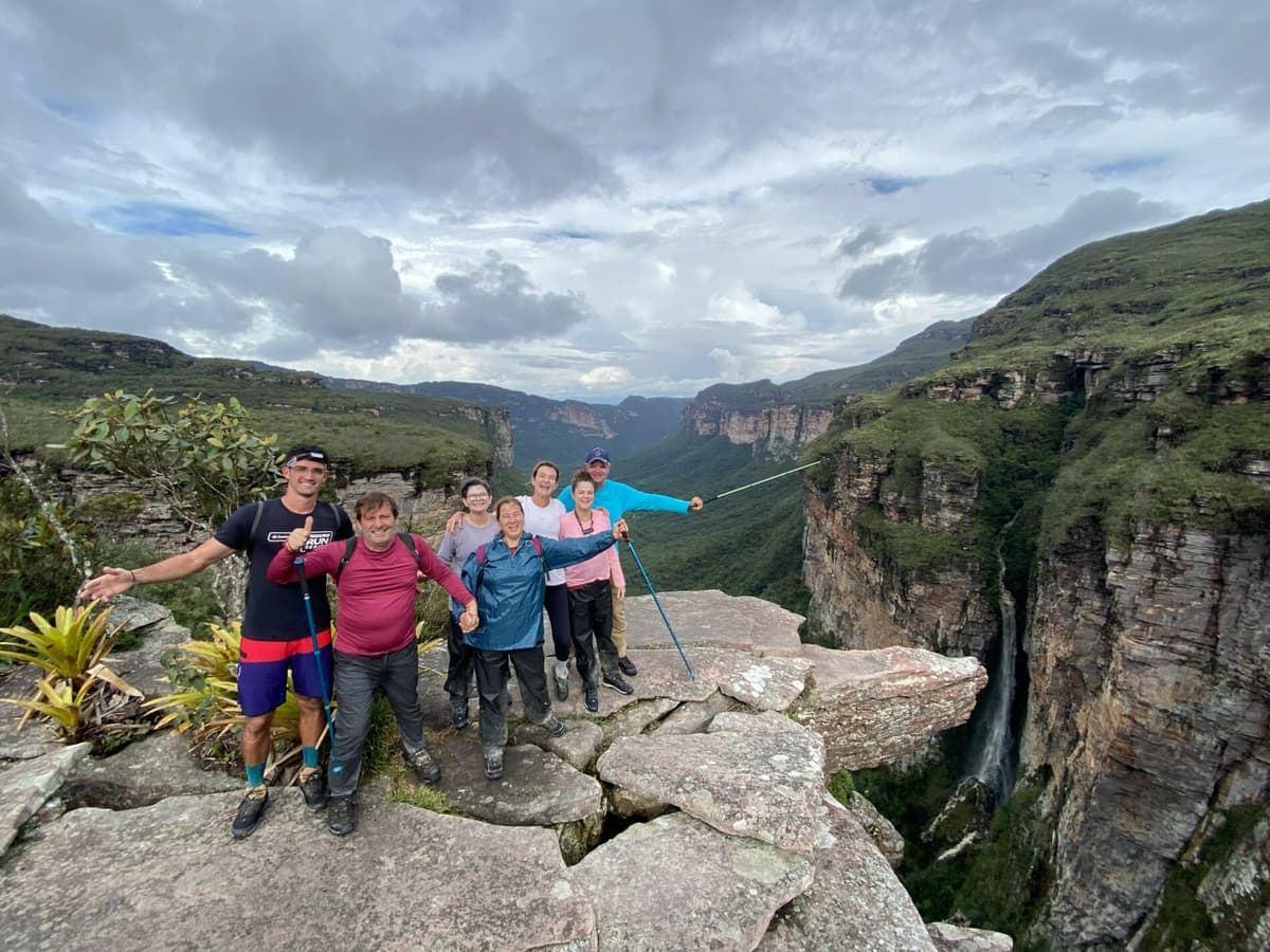 Hikers taking in the dramatic scenery along the Vale do Pati trail