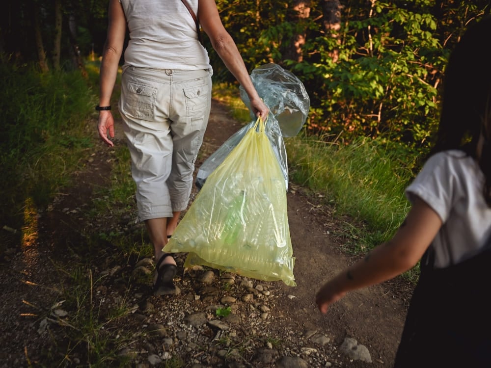 Photo: Yuliya Taba How to reduce plastic in nature
