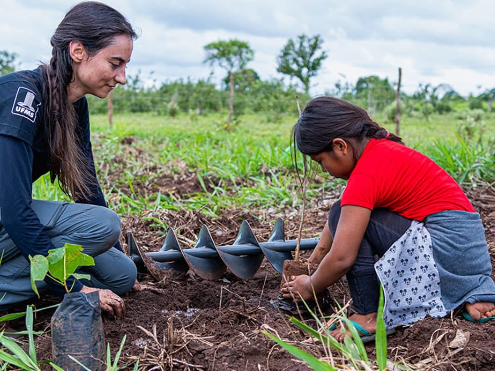 Empowering Local Communities to Protect Nature Empowering Local Communities to Protect Nature