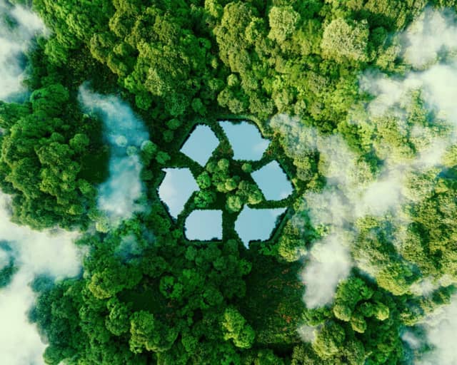 Where does my waste go? Practical tips for separating waste and supporting recycling Where does my waste go? Practical tips for separating waste and supporting recycling