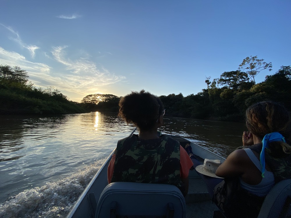 Passeio de barco Pantanal Brasil