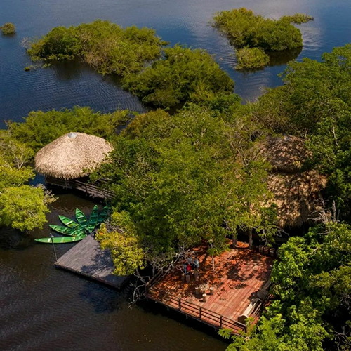 Bungalowa der Lodge im Amazonas Brasilien