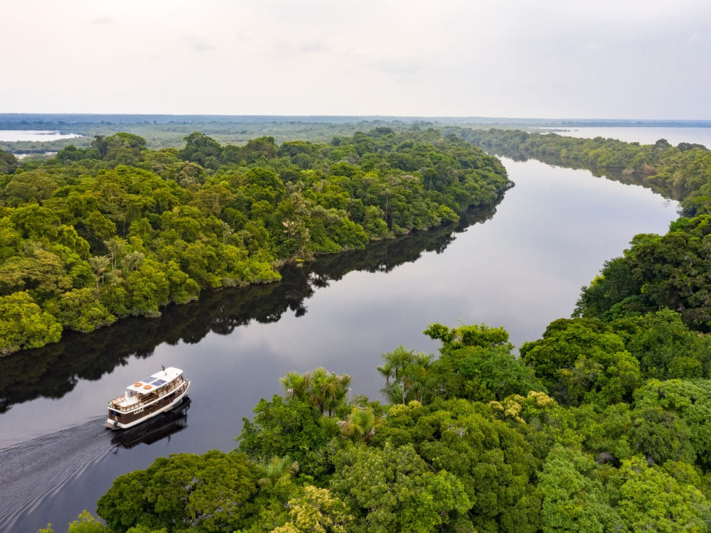 Anavilhanas Jungle Lodge Activities - Regional Boat