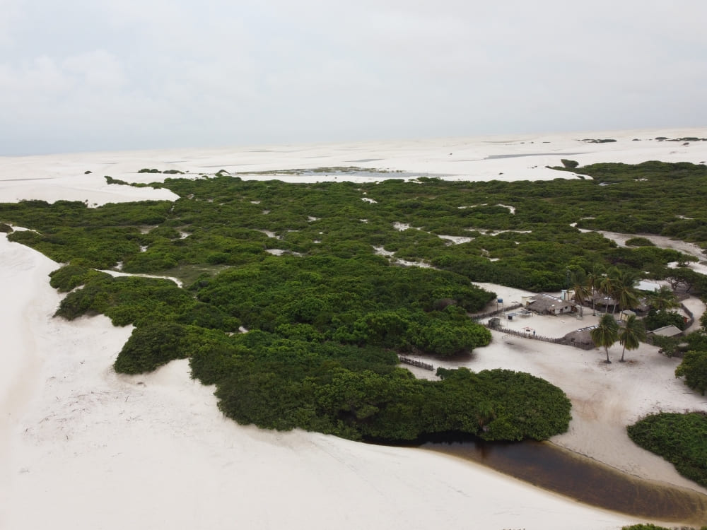 Stay at Lencois Maranhenses 4-day trekking